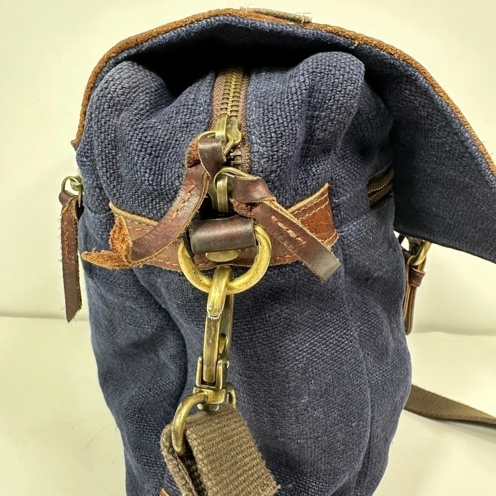 The Burlap People Shoulder Bag Navy Blue Burlap, Brown Leather